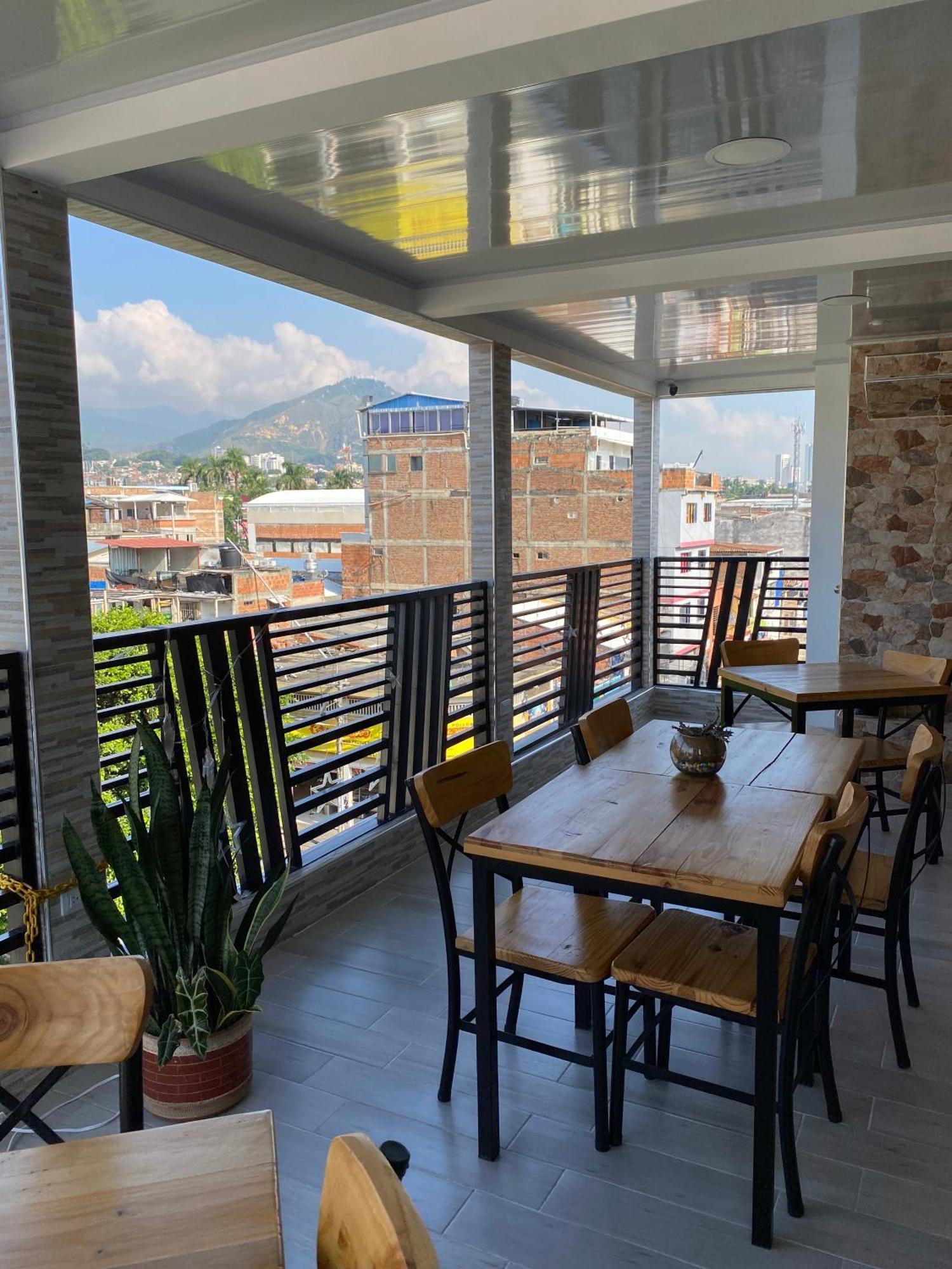 Hotel Alameda Plaza Cali Zewnętrze zdjęcie
