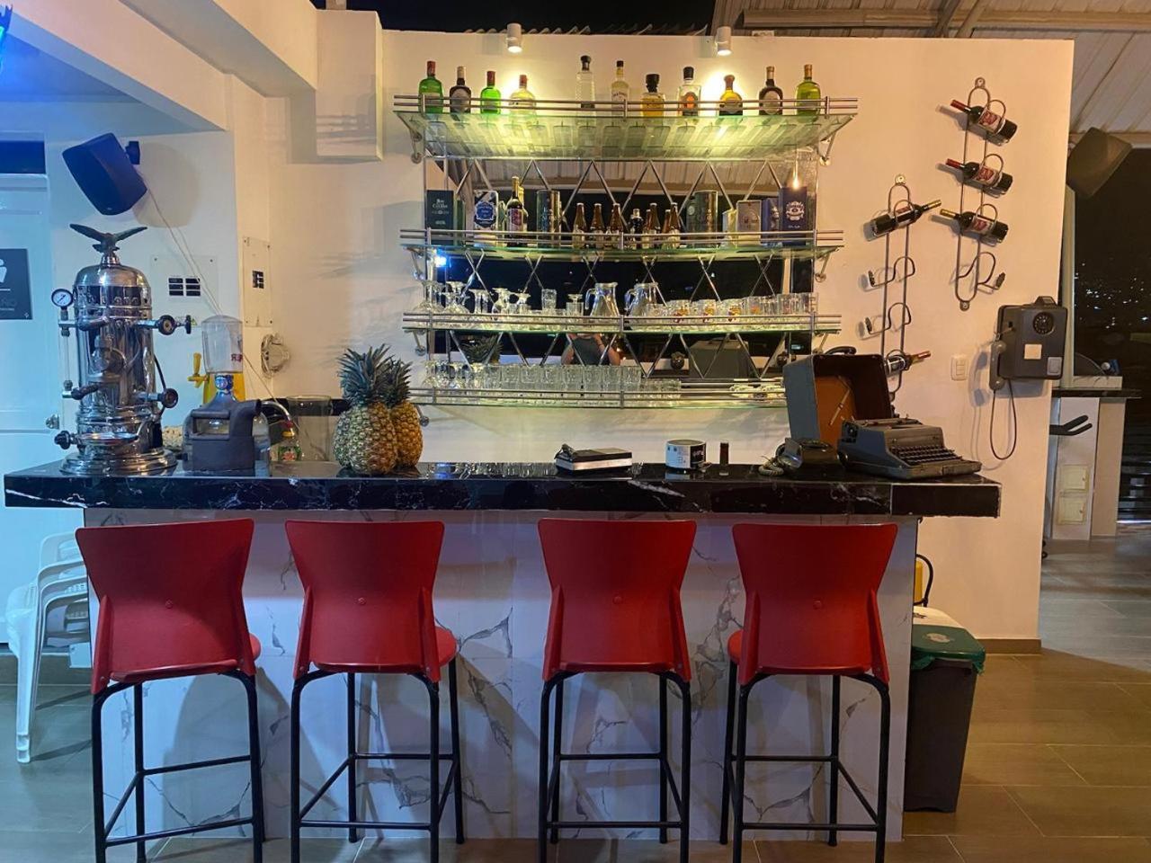 Hotel Alameda Plaza Cali Zewnętrze zdjęcie