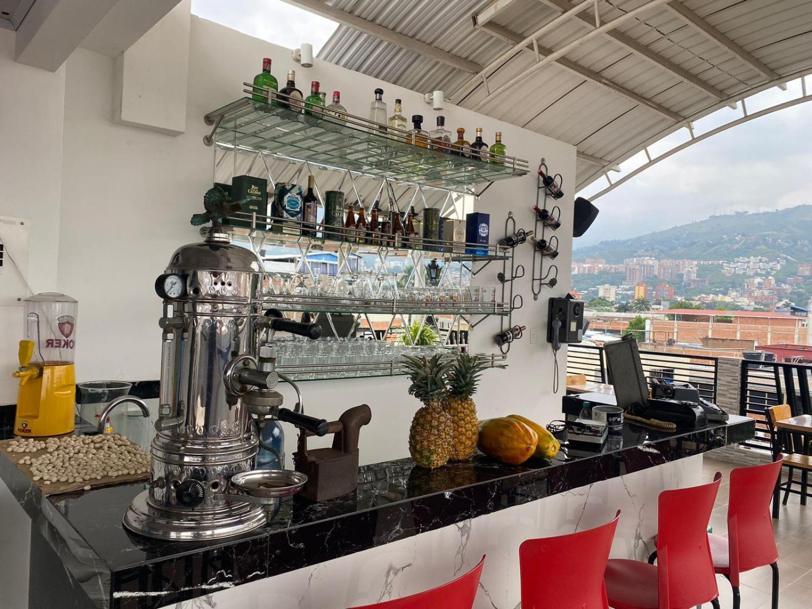Hotel Alameda Plaza Cali Zewnętrze zdjęcie